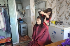 九九归一，温暖如新重阳节义剪活动