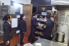 塔城市市场监管局联合检察监督，合力守护元宵佳节